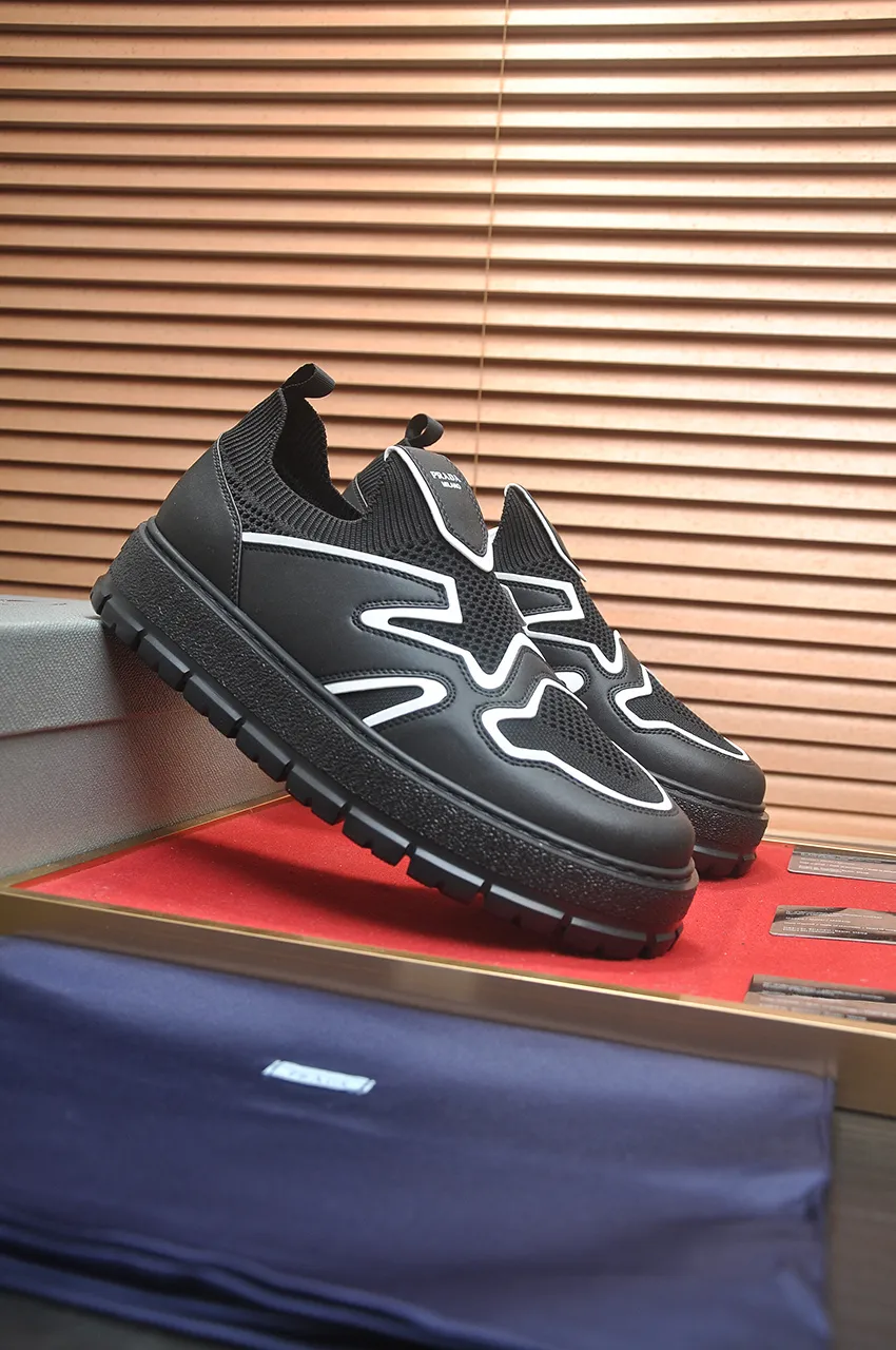 Men's shoes 💰620💶【PRADA】Top original, new season, high quality original goods, top imported calfskin with original imported glue, imported cowhide inside with original cowhide feet, original outsole! Quality guaranteed! Code 38-45 (45 customized)